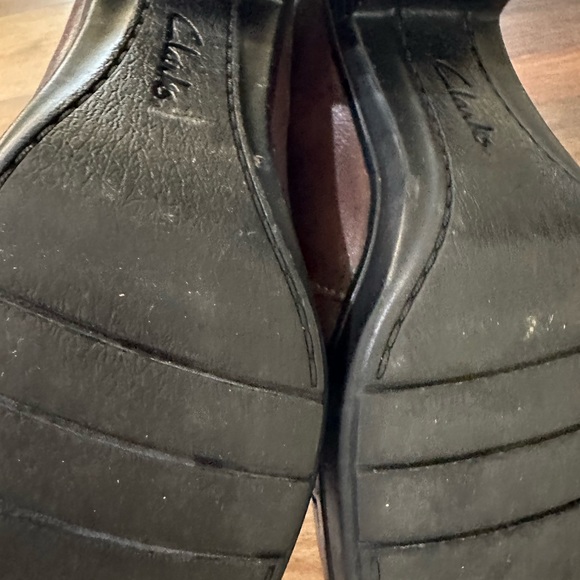 Ladies Clark bendable leather size 6M - Picture 3 of 4